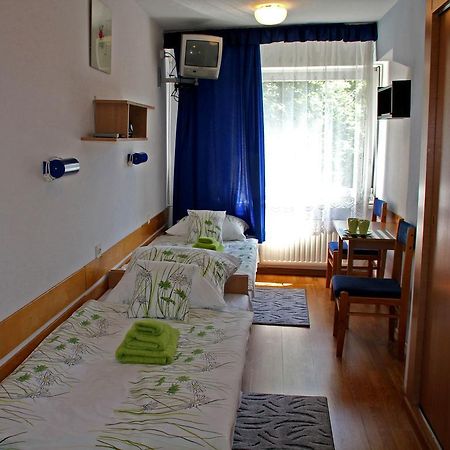 Hotel Mistia Cracovia Habitación foto